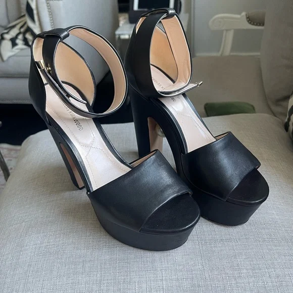 Nicholas kirkwood leather platform sandals with the signature pearl. - Picture 7 of 9